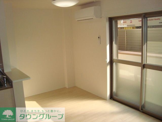 居室・リビング　お問合せはタウンハウジングまで！※現地待合わせ相談可能