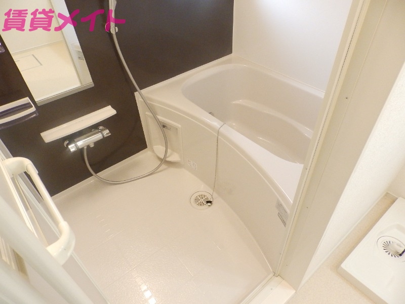 バス・シャワールーム　別部屋画像参考