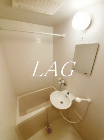 バス・シャワールーム　お風呂です。