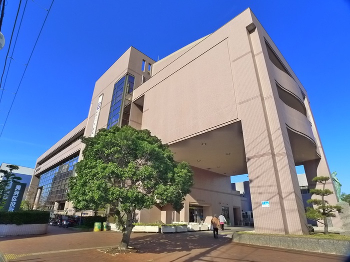 役所　美浜区役所（役所）まで643m