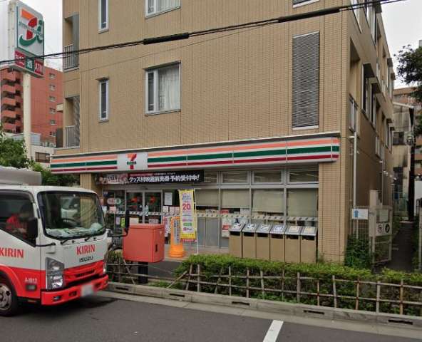 コンビニ　セブンイレブン（コンビニ）まで2631m