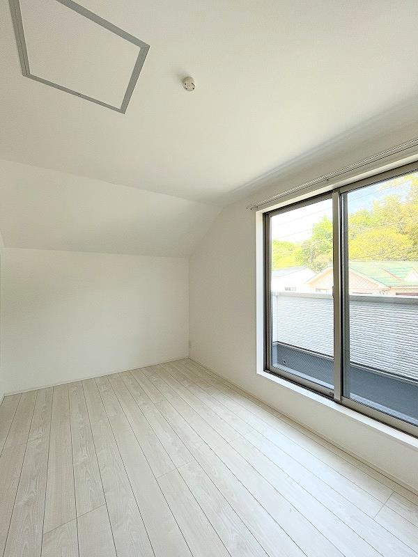 その他部屋・スペース　洋室6.2帖（バルコニー側）