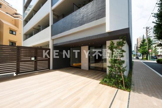 エントランス　建物の内部です