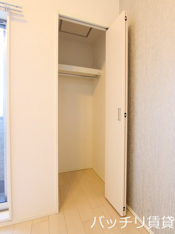 収納　画像は同型タイプの為、現状を優先致します。