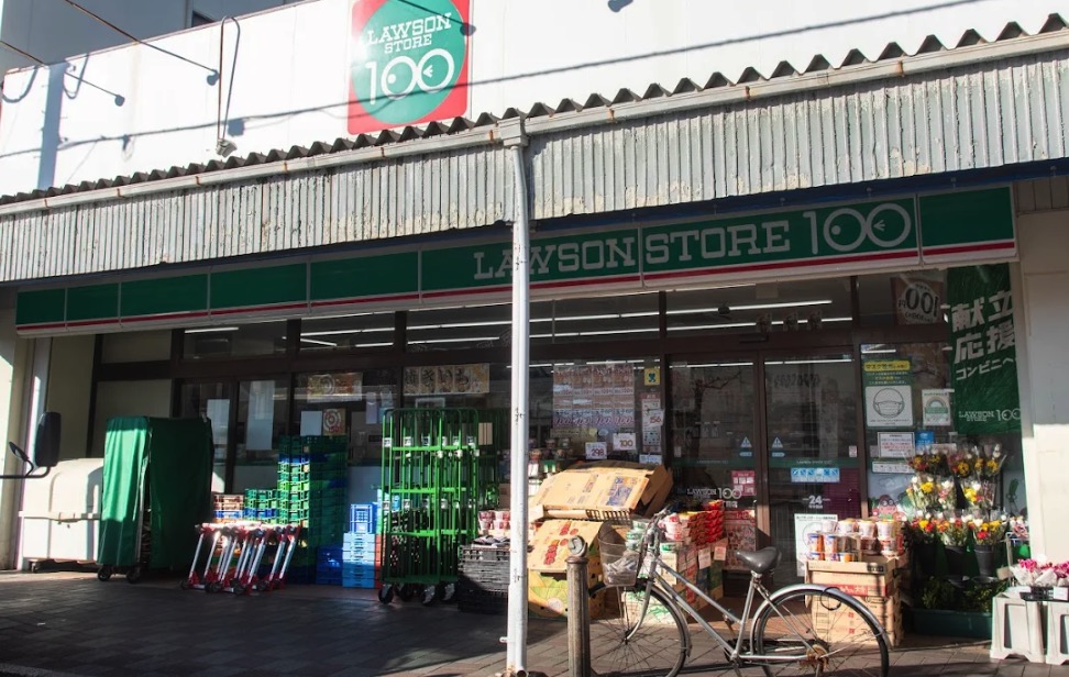 コンビニ　ローソンストア100江東白河二丁目店（コンビニ）まで219m