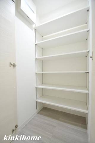 玄関　写真は別号室タイプです