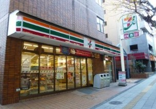 コンビニ　セブン-イレブン 世田谷野沢２丁目店（コンビニ）まで941m