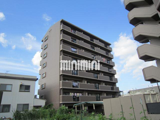 建物外観　遮音性の高い鉄筋コンクリート造です