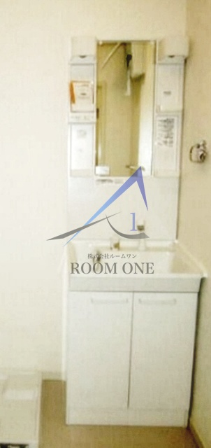 洗面設備　洗面台です。
