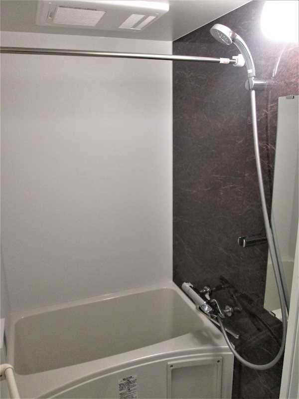 バス・シャワールーム　【南向き日当たり良好♪】大型スーパー至近で住環境良好！！