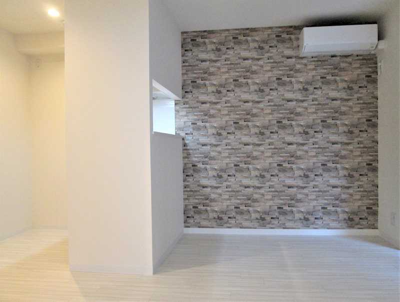 居室・リビング　【南向き日当たり良好♪】大型スーパー至近で住環境良好！！