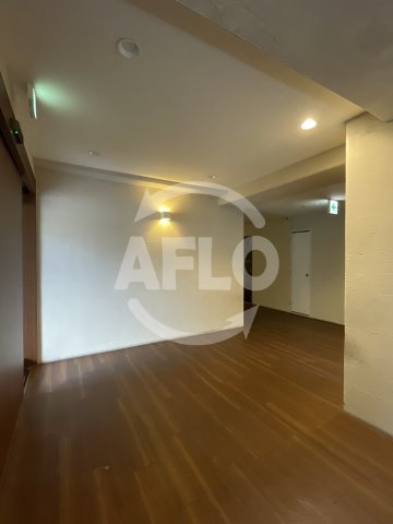 エントランス　コーラルポワント難波WEST　エントランス