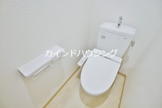 トイレ　ウォシュレット