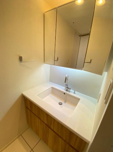 洗面設備　別部屋参考写真
