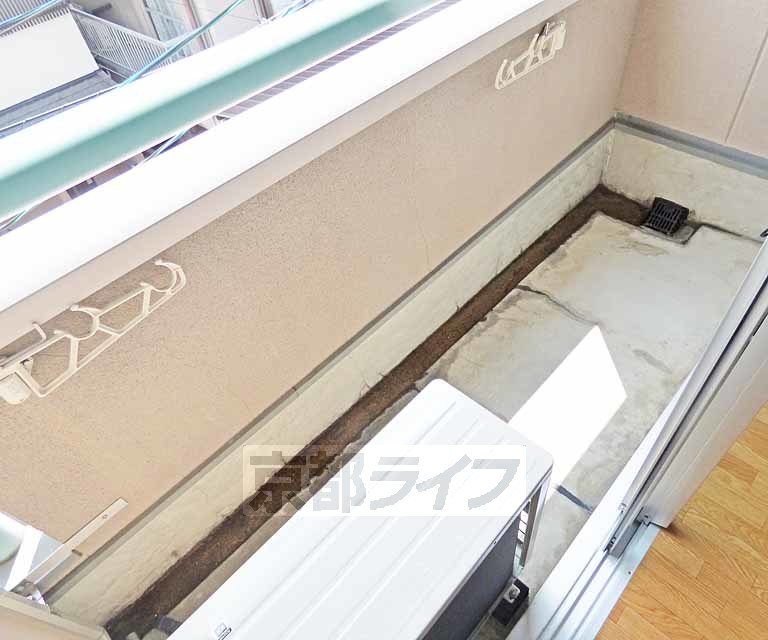 バルコニー　広々としたバルコニーです。