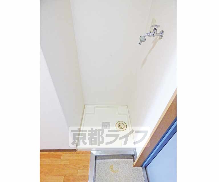 その他設備　室内洗濯機置きです。