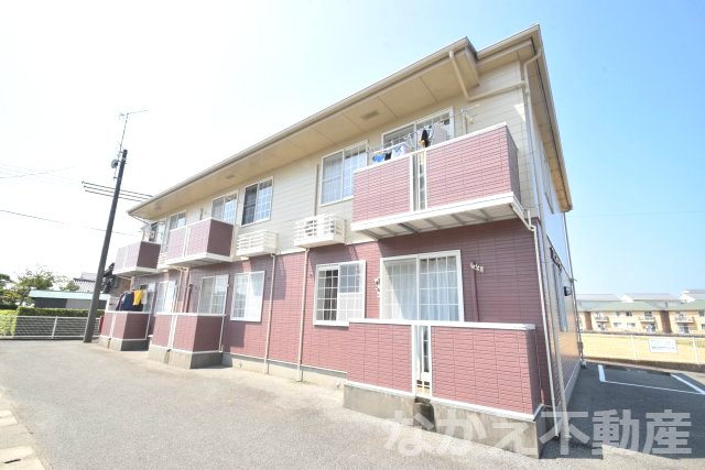 建物外観　外観は落ち着いています
