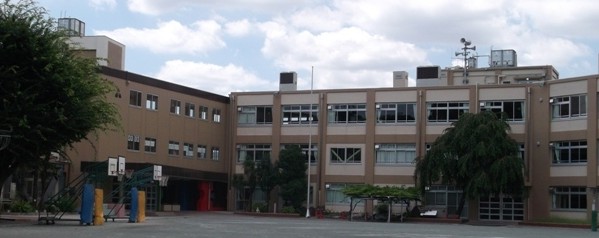 小学校　若木小学校（小学校）まで320m
