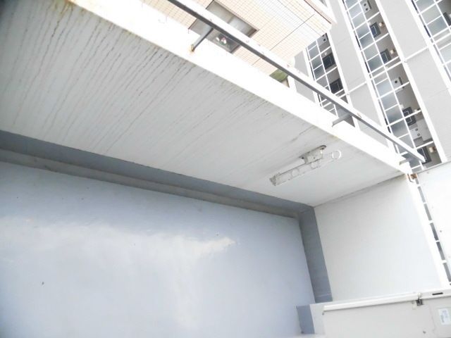バルコニー　参考写真（同物件別部屋）