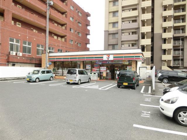 コンビニ　セブン‐イレブン／八幡光明２丁目店（コンビニ）まで240m
