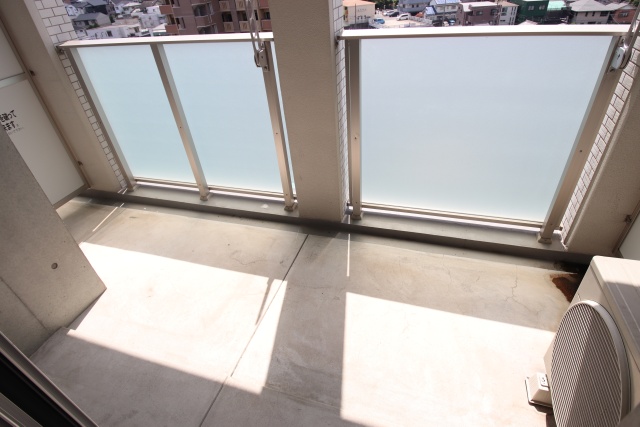 バルコニー　※別室の参考写真の為、現況優先です。