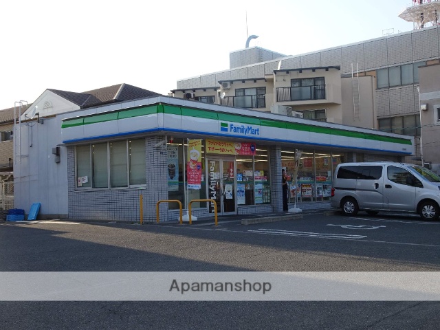 コンビニ　ファミリーマート（コンビニ）まで198m