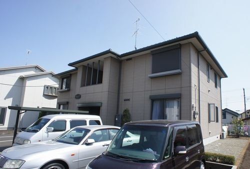 建物外観　駐車場