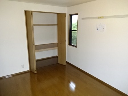 収納　同建物別室の写真です。