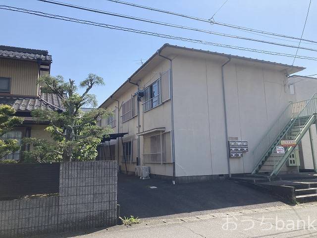 建物外観　落ち着いた雰囲気の外観です。