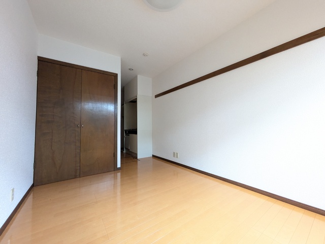 居室・リビング　★シンプルでレイアウトしやすいお部屋★