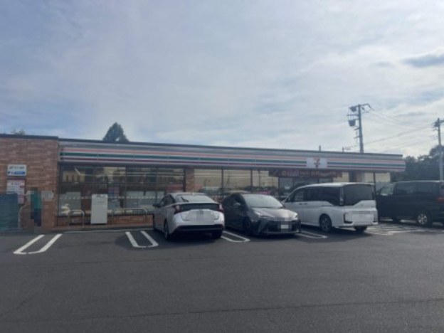 コンビニ　セブンイレブン 水戸千波小学校通り店（コンビニ）まで933m