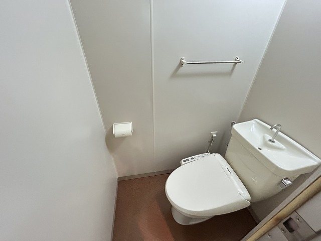 トイレ　同マンション別部屋