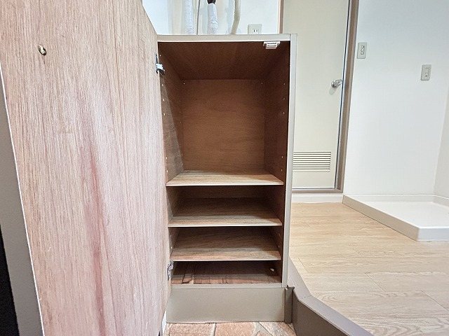 玄関　同マンション別部屋