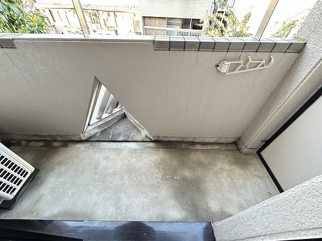 バルコニー　同マンション別部屋