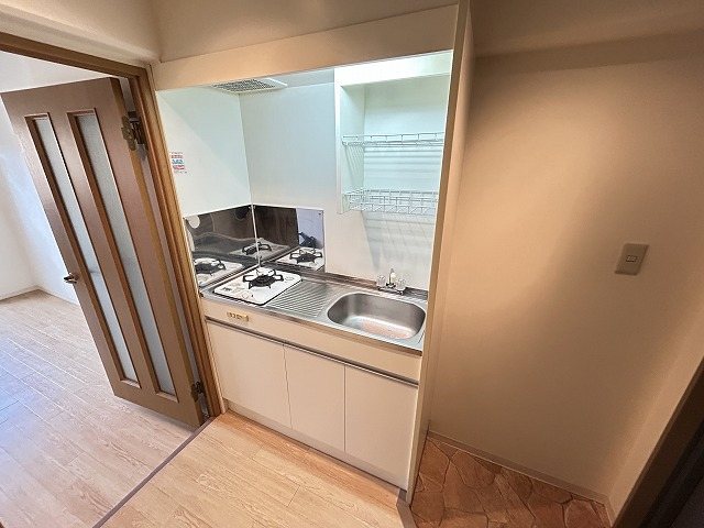 キッチン　同マンション別部屋