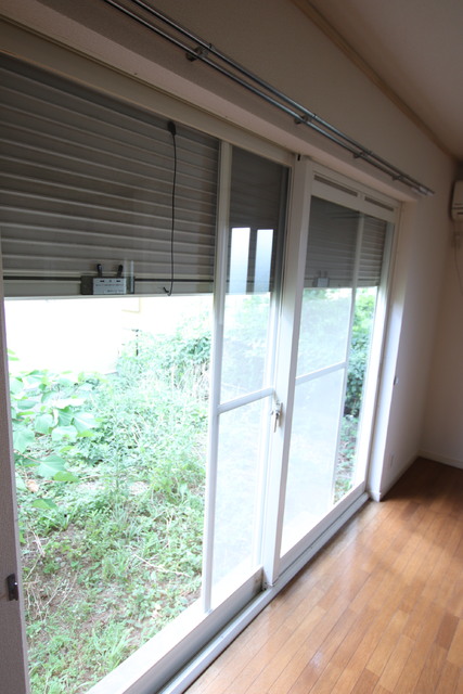 セキュリティ　シャッター雨戸