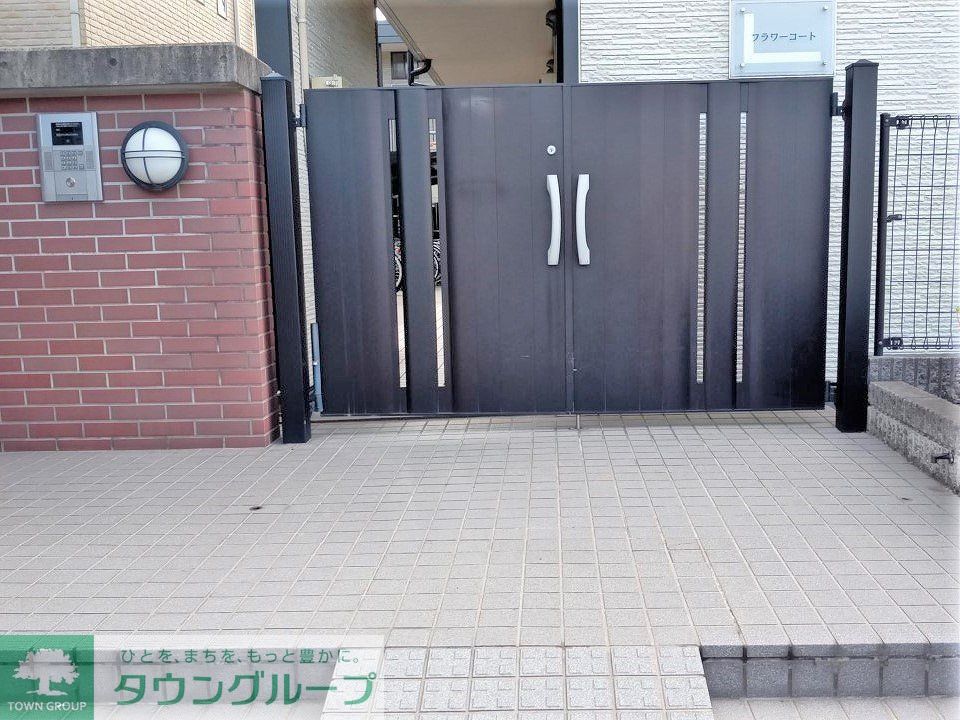 その他　オートロックゲート