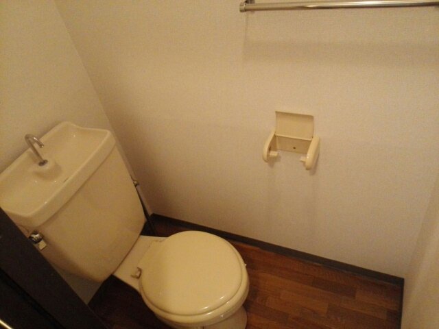 トイレ　シンプルで使いやすいトイレです