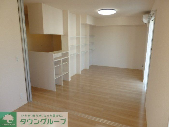 居室・リビング　お問合せはタウンハウジングまで！※現地待合わせ相談可能