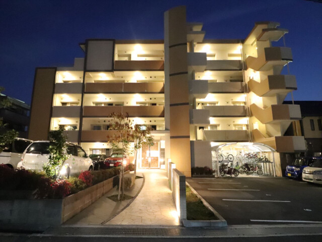 建物外観　綺麗な外観です