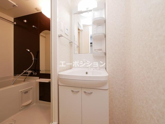洗面設備　Luxe難波西III