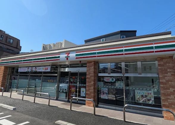コンビニ　セブンイレブン 足立扇3丁目店（コンビニ）まで430m