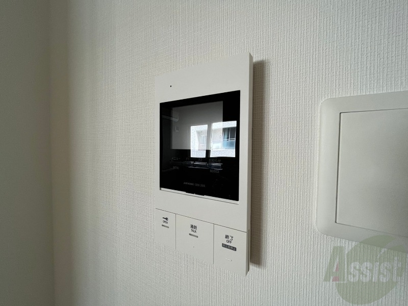 セキュリティ　ＴＶモニター付インターホンです。来客者の顔が見えるので安心！