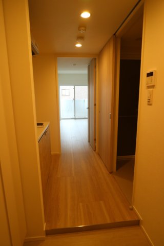 玄関　※参考写真