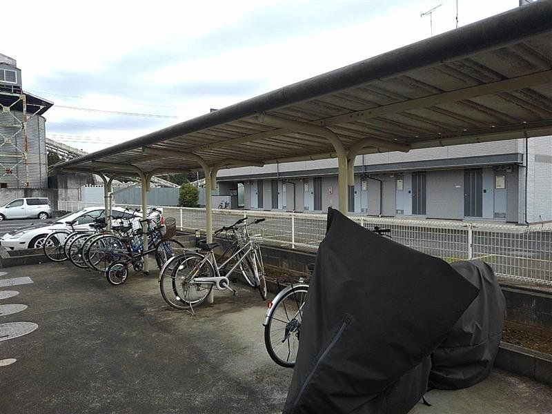 その他　駐輪場完備