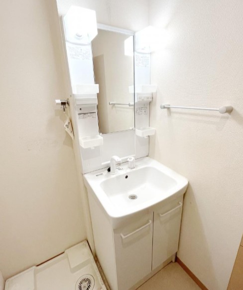 洗面設備　※別号室参考写真です