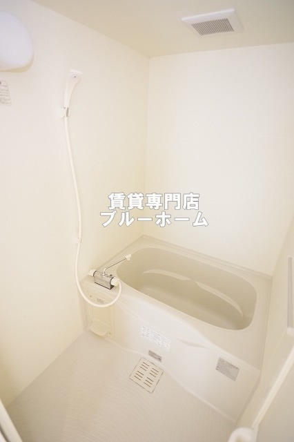 バス・シャワールーム　きれいな浴室！