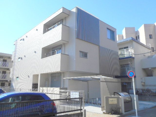 建物外観　市ヶ尾駅徒歩3分　旭化成の防犯コンセプトマンション