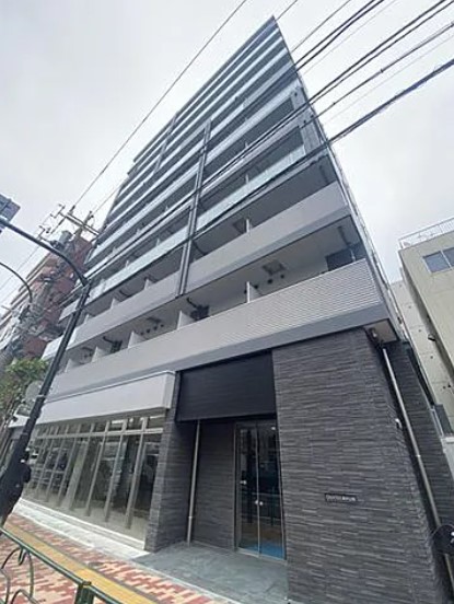エントランス　ゆとりのあるエントランスです