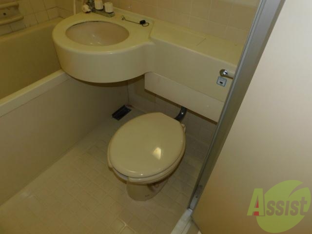 トイレ　シンプルなトイレです
